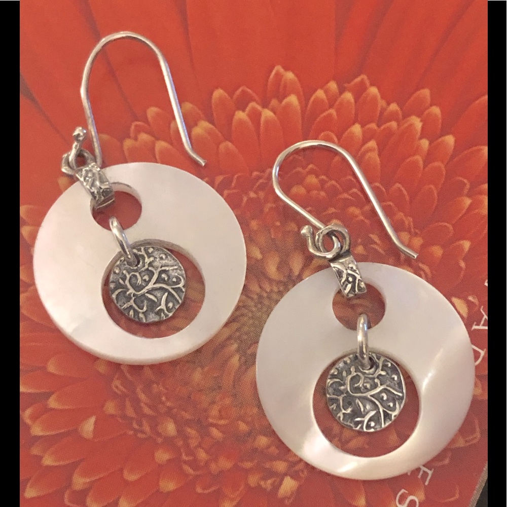 Silpada Sterling Silver and Pearl Earrings - Picture 4 of 5